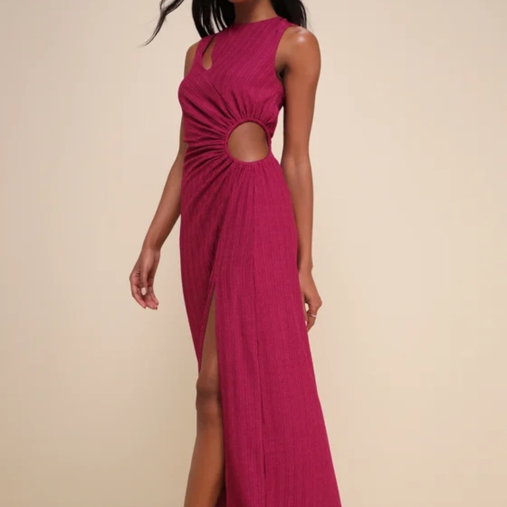 Elegant Magenta Maxi Dress